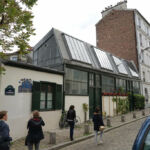 Le Bateau-Lavoir côté rue d'Orchampt