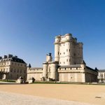 Pavillon du roi, donjon et son enceinte