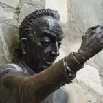 Le Passe-muraille, place Marcel Aymé