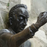 Le Passe-muraille, place Marcel Aymé