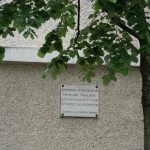 Plaque sur la maison de Francisque Poulbot, avenue Junot