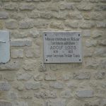 Plaque pour rendre hommage à l'architecte viennois